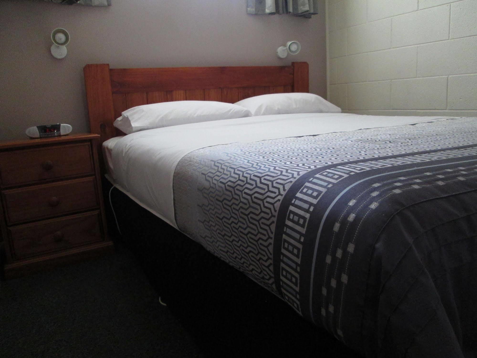Colonial Motel Papakura Ngoại thất bức ảnh